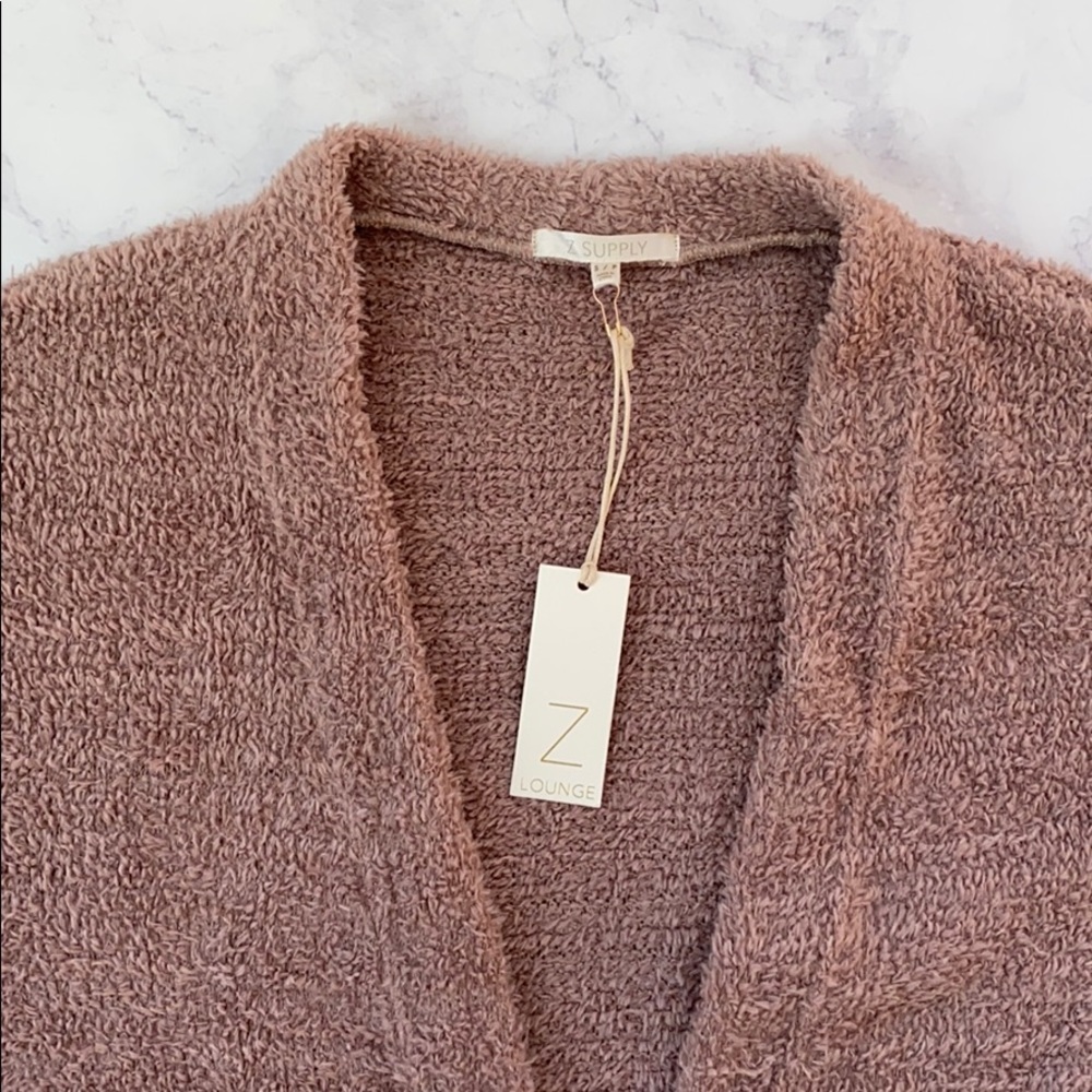 ๐๐
ฐ๐
ป๐
ด Carrie Eyelash Cardi - Picture 3 of 3